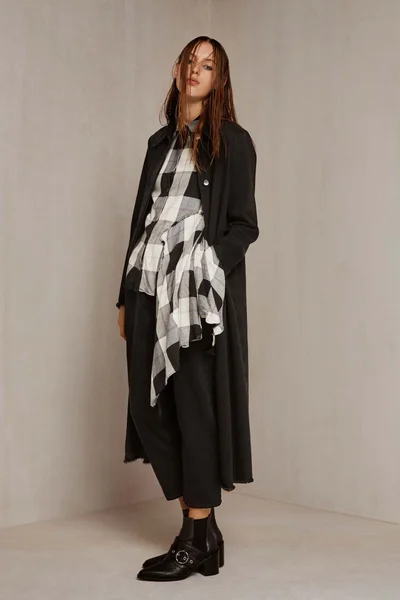 Look 3